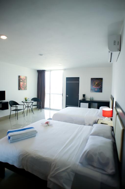 Sunrise 42 Suites Hotel Playa del Carmen Phòng bức ảnh